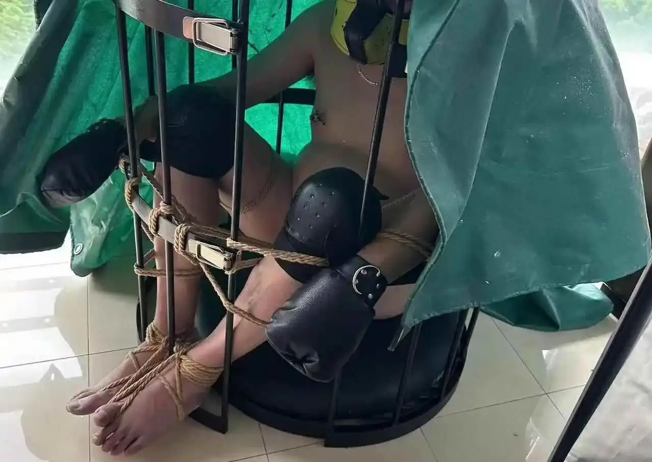 【西檬之家】新人必读：OTK——BDSM跨膝惩戒全指南