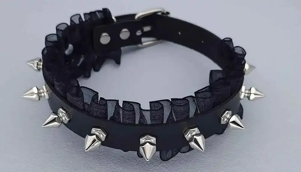 西檬之家-字母圈的践踏癖是什么？BDSM新人必读指南